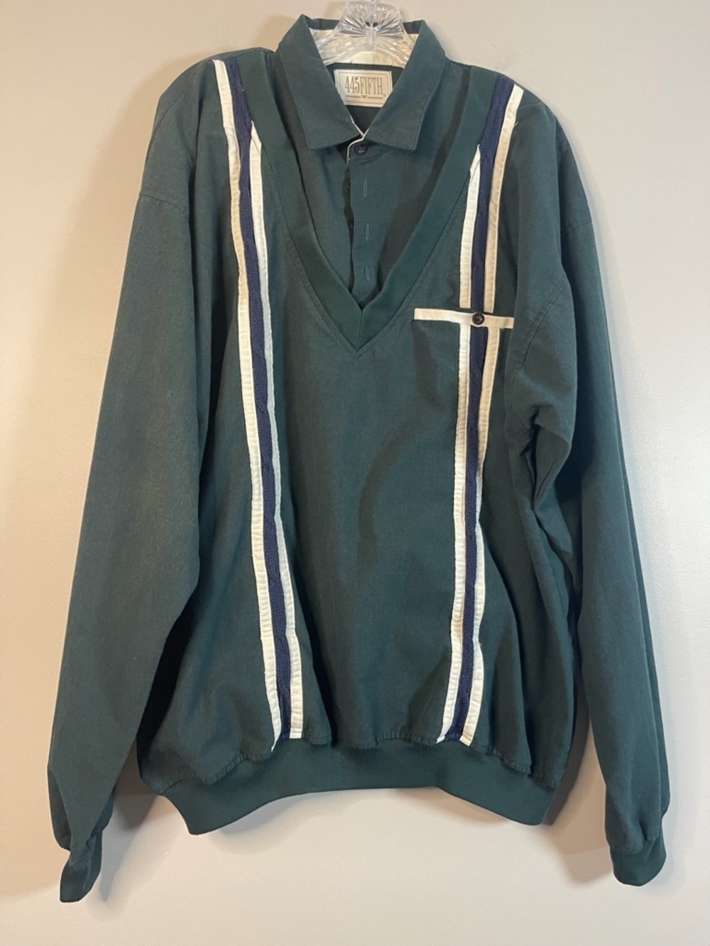 445 Fifth VNTG Dark Green Men’s V-Neck Sweater with Contrast Stripe Trim